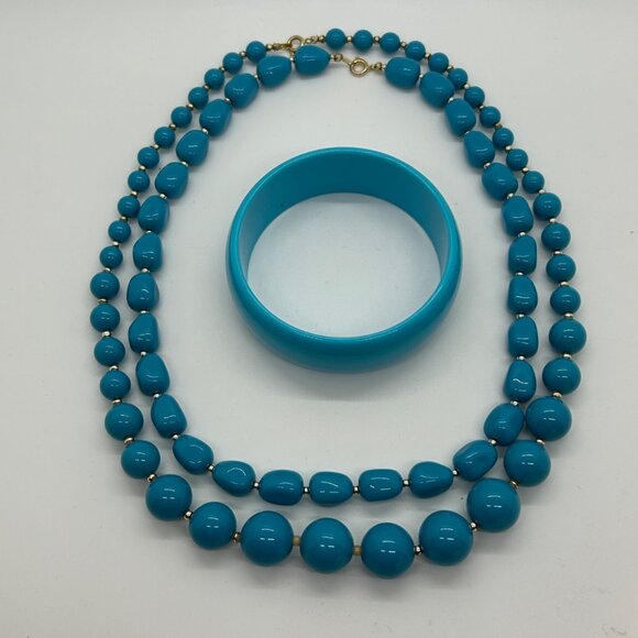 Vintage Turquoise Acrylic Set 2 Necklaces Bangle Bracelet Chunky Bead Statement - Picture 4 of 13